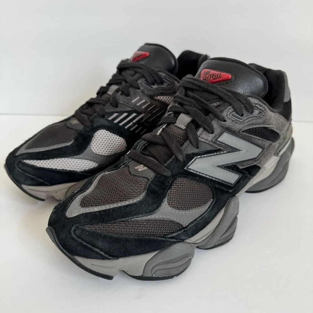 New Balance 9060 Black and Gray Sneakers - Picture 1 of 10